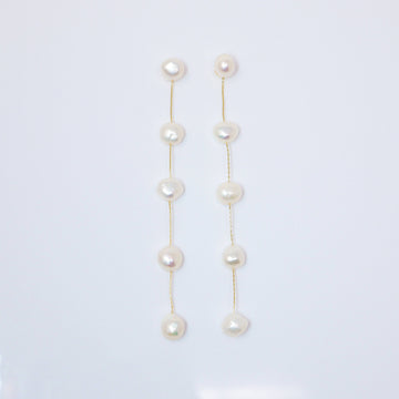 14k gold Plated 5 Large Freshwater Cultured pearl Bezel Earrings,Long Bridal Jewelry, Pearl Bridal Earrings, Statement Earrings.